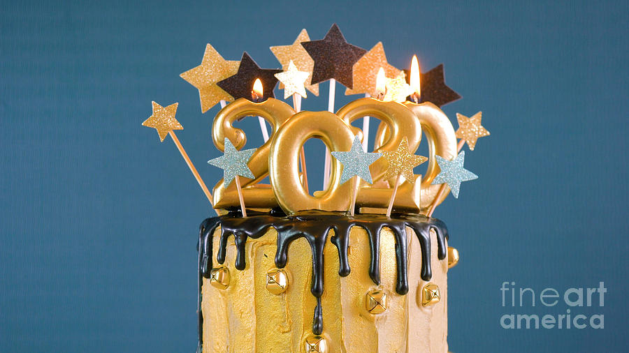 Happy New Year 2020 black and gold drip cake. Photograph by Milleflore Images