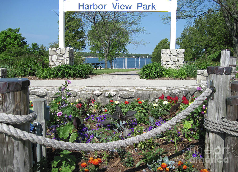 Harbor View Park Garden Photograph by Sharon Williams Eng