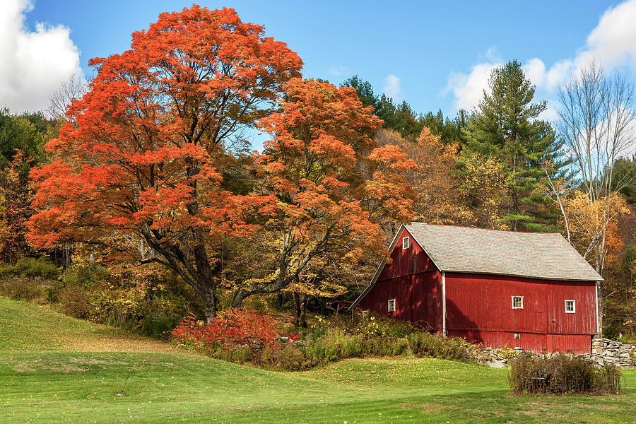 Harmonyville - Vintage Vermont Barn Photograph by Photos by Thom