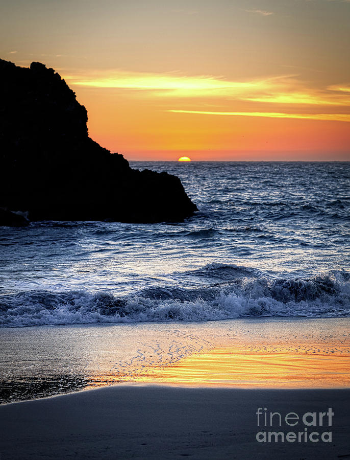 Sunset Photograph - Harris Beach Horizon by Michele Hancock Photography