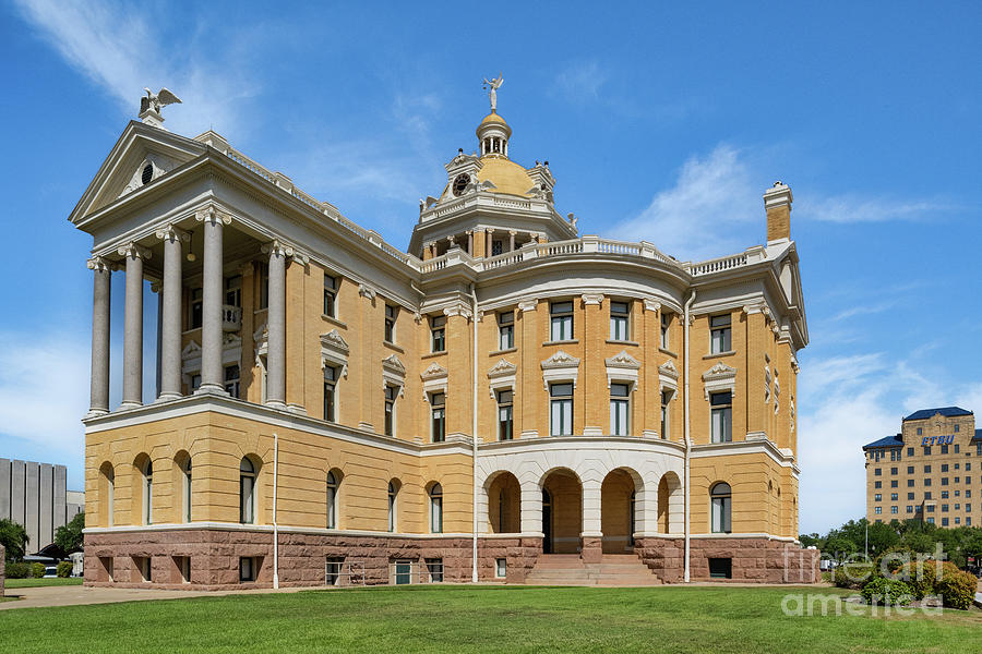 Harrison County Courthouse Photograph by Bee Creek Photography - Tod ...