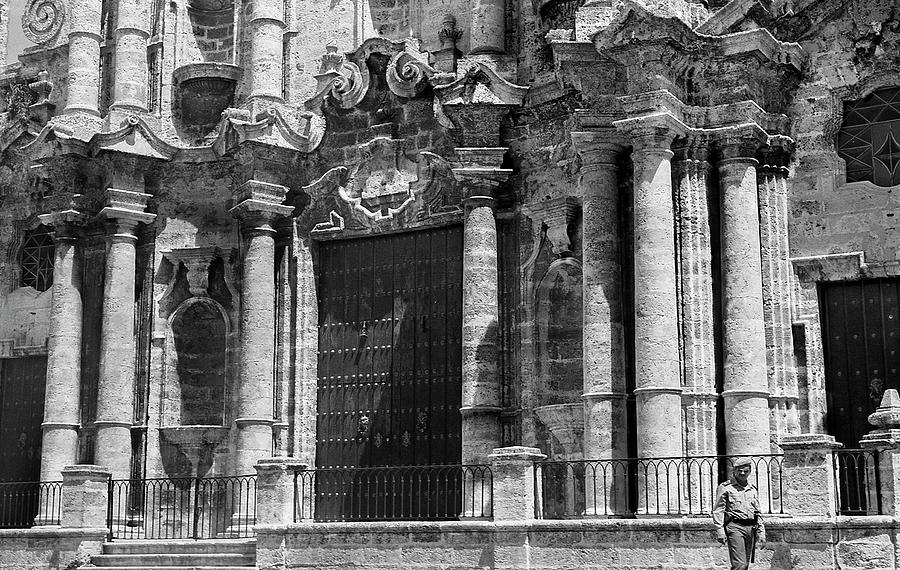 Havana Cathedral facade Photograph by RicardMN Photography