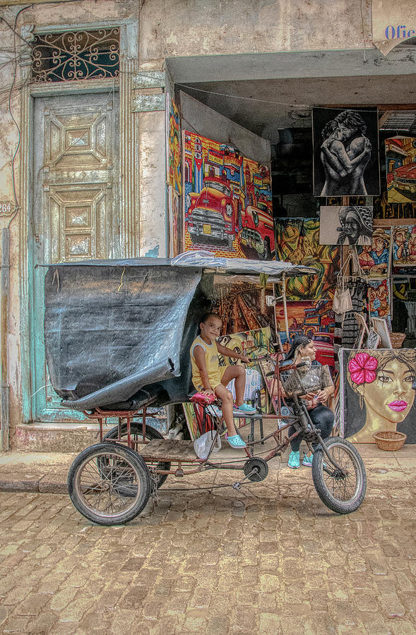 Havana Market Greeter Photograph