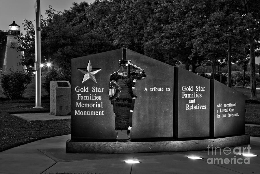Havre De Grace Gold Star Families Memorial Monument Black And White Photograph by Adam Jewell