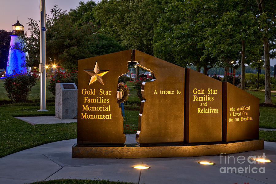 Havre De Grace Gold Star Memorial And Concord Lighthouse Photograph by Adam Jewell