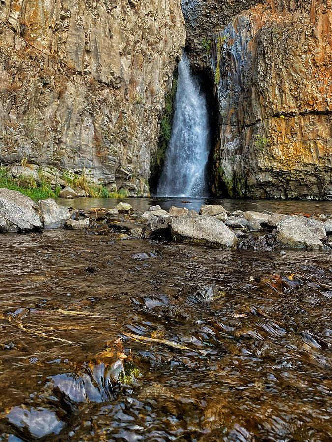 Hawk Creek Falls #6 Photograph by Jerry Abbott