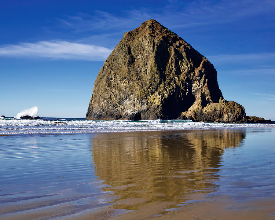 Haystack Rock at Cannon Beach Photograph by Todd Kreuter