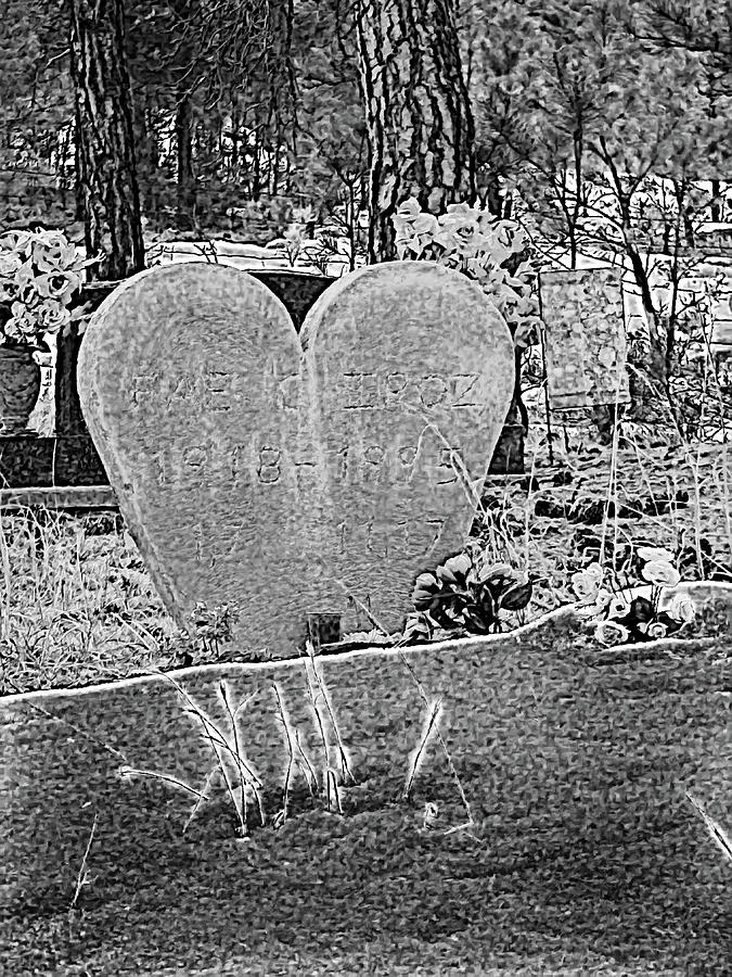 Heart of stone headstone Photograph by Cathy Anderson