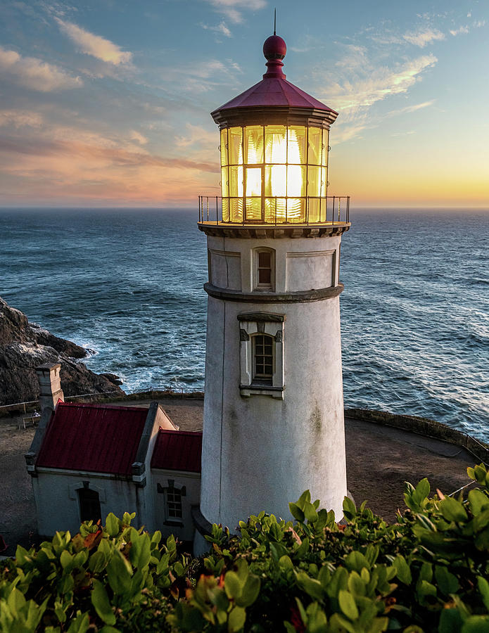 Heceta Head Lighthouse Photograph by Rudy Wilms