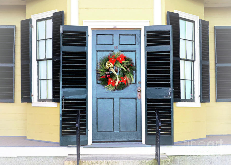 Hedge House front door holiday wreath Photograph by Janice Drew
