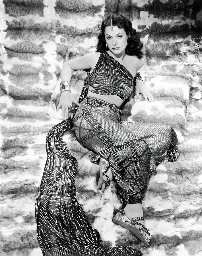 HEDY LAMARR in SAMSON AND DELILAH -1949-, directed by CECIL B DEMILLE. Photograph by Album