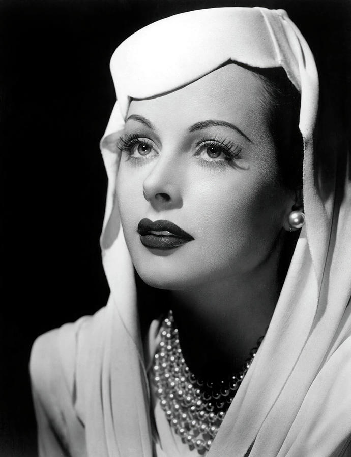 HEDY LAMARR in THE CONSPIRATORS -1944-, directed by JEAN NEGULESCO. Photograph by Album