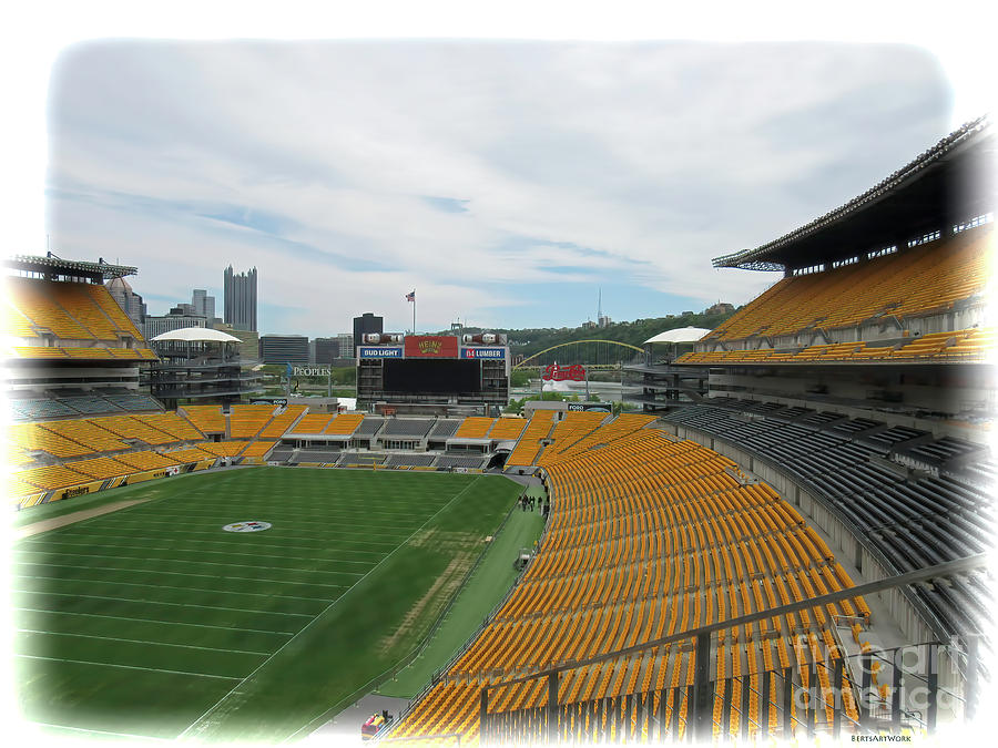 Heinz Stadium with Pittsburgh Skyline Photograph by Roberta Byram