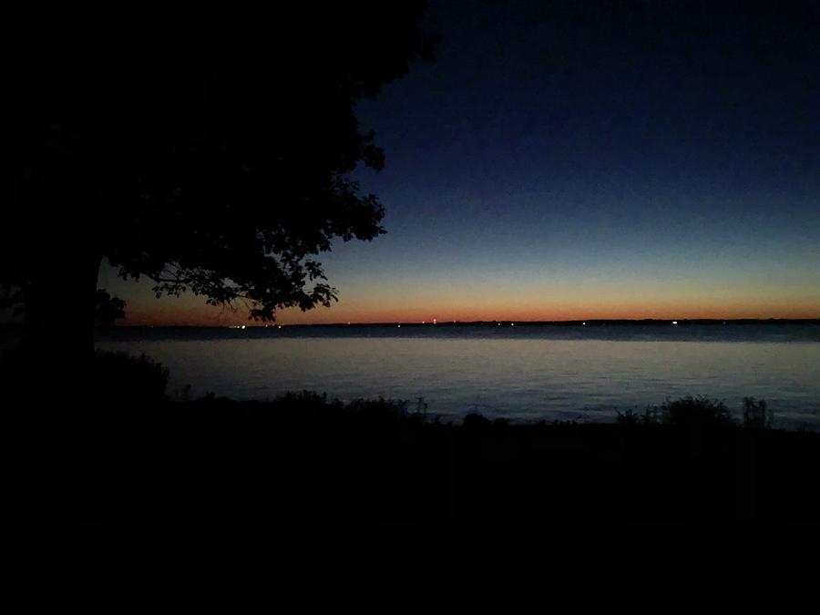 Sunset Photograph - Hickory Island Sunset by B L