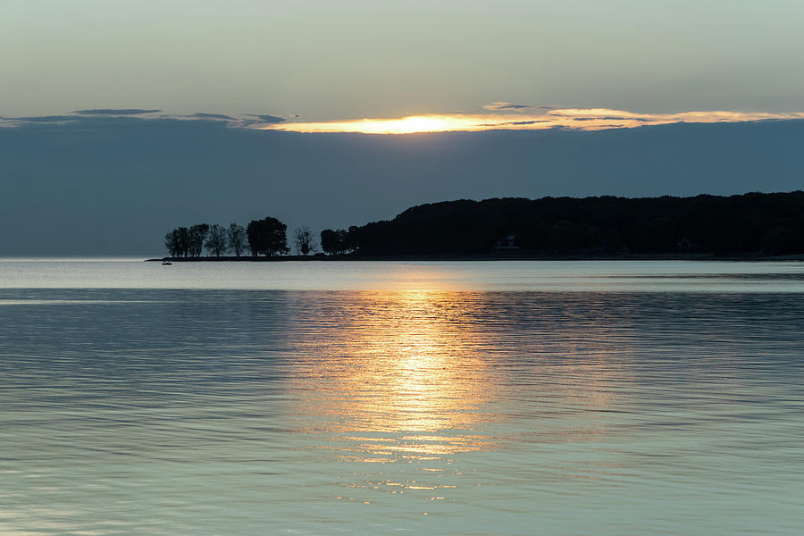 Hidden Sun Set Reflections - Lorraine Bay Lake Erie North Shore Photograph by Georgia Mizuleva