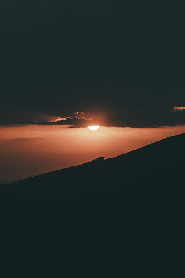 Hidden Sunset 3 Photograph by Constantin Seuss
