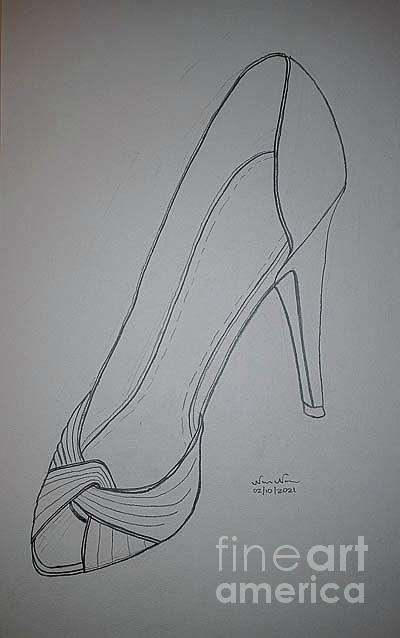 High Heel  Drawing by Nicole Robles