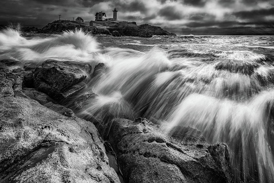 Black And White Photograph - High Tide at Cape Neddick Black and White by Rick Berk