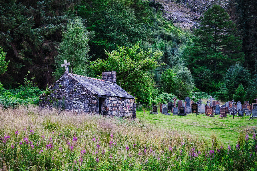 Highlands Chapel and Cemetery - Scotland Photograph by Stuart Litoff