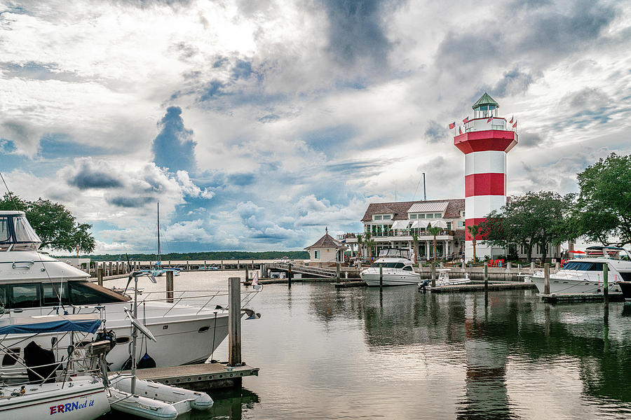 Hilton Head Island South Carolina Harbour Town Beautiful Lighthouse Photograph by Dave Morgan