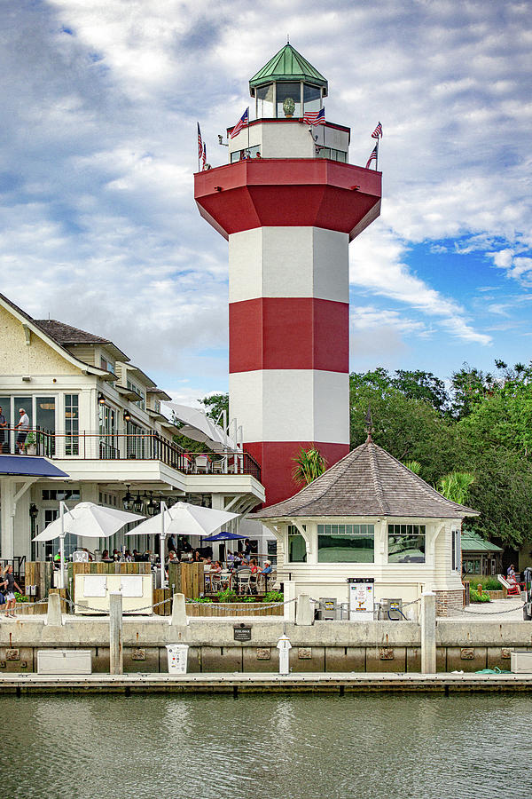 Hilton Head Island South Carolina Harbour Town Lighthouse Photograph by Dave Morgan