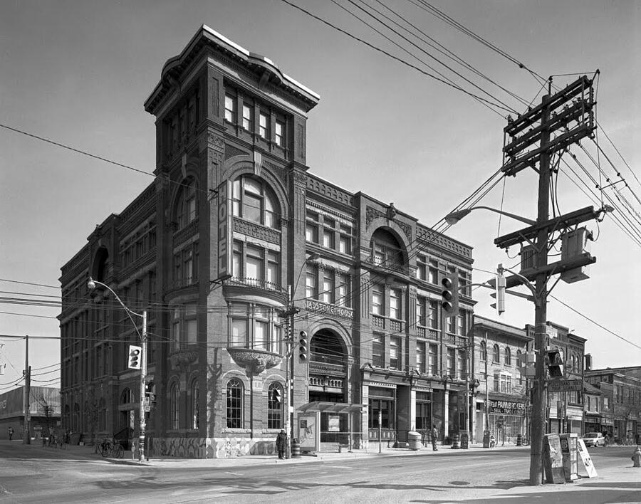 Historic Gladstone Hotel Toronto Photograph by Lawrence Christopher