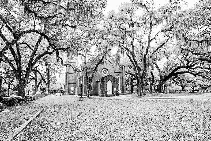Historic Grace Episcopal Church - BW Photograph by Scott Pellegrin