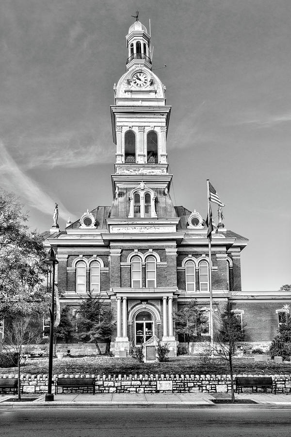 Black And White Photograph - Historic Jessamine County Courthouse Black and White by Sharon Popek
