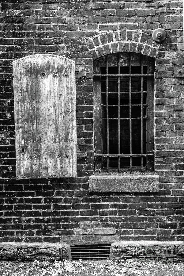 Historic Old Crow Bourbon Rackhouse Window - Frankfort - Kentucky Photograph by Gary Whitton