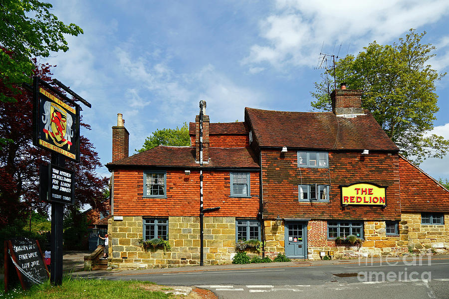 Historic Red Lion Pub Rusthall Kent England Photograph by James Brunker