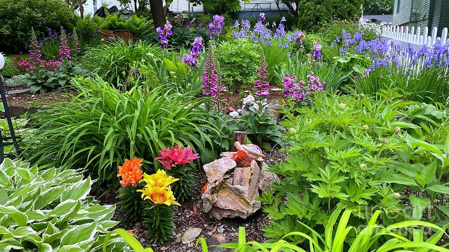 Historical Gardens on Mackinac Photograph by Jeffrey Shaffer - Fine Art ...