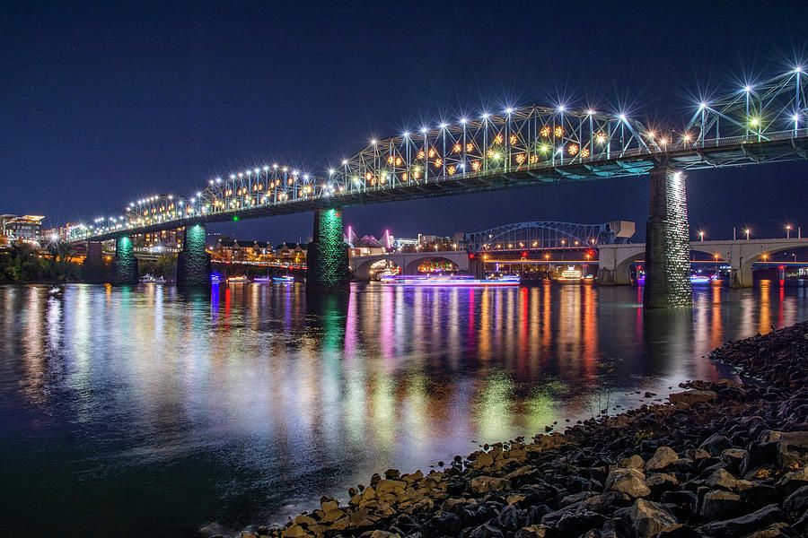 Holiday Boat Parade Chattanooga Skyline Photograph by Isoneedphoto By Andrew Keller