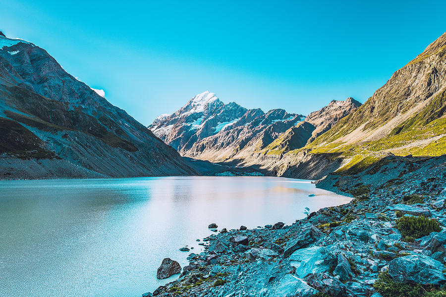 Hooker Lake at Mount Cook National Park Photograph by Tobiasjo