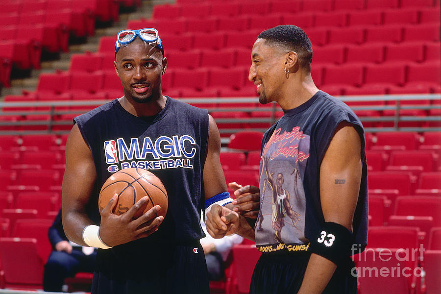 Horace Grant and Scottie Pippen Photograph by Barry Gossage