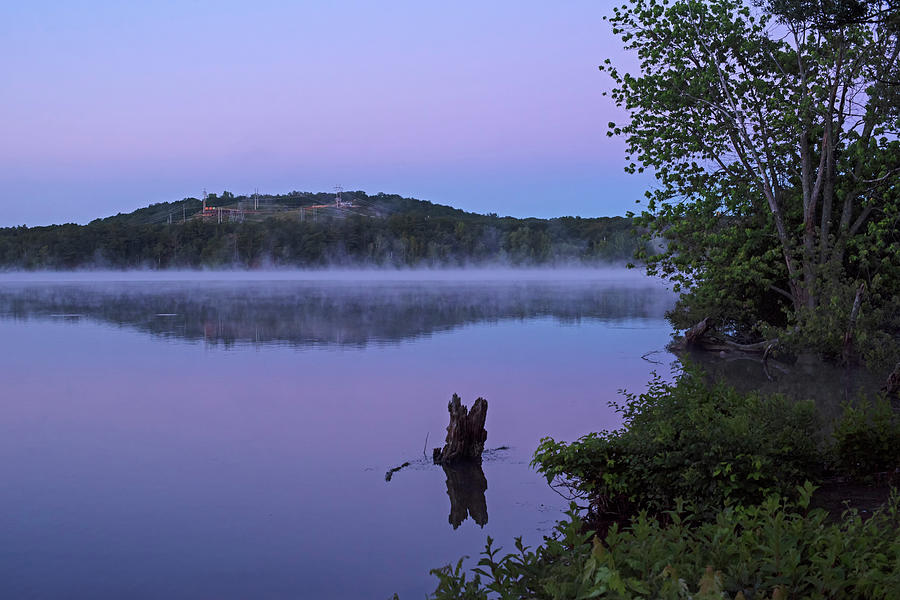 Horn Pond Purple Sunrise in Woburn Massachusetts Photograph by Toby McGuire