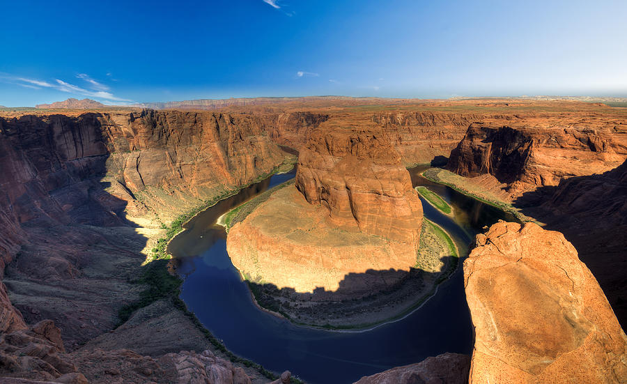 Horseshoe Bend Photograph by Donvictorio