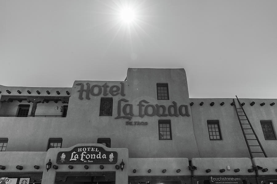 Hotel La Fonda Taos Photograph by John McGraw