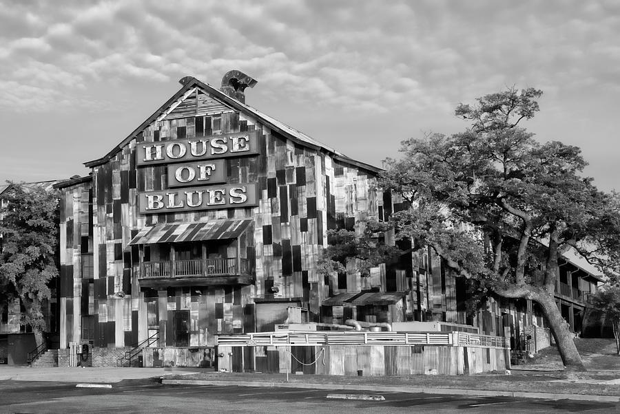 House of Blues BW Photograph by Bob Pardue