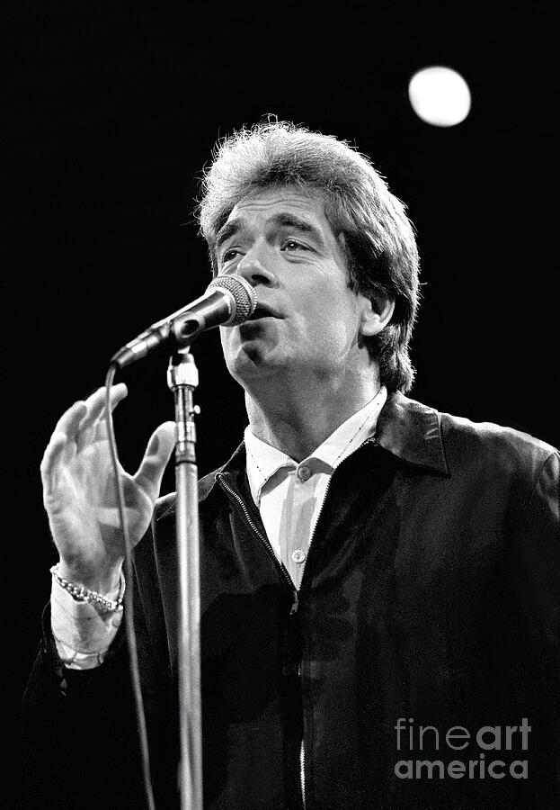 Huey Lewis Huey Lewis and the News Photograph by Concert Photos Pixels