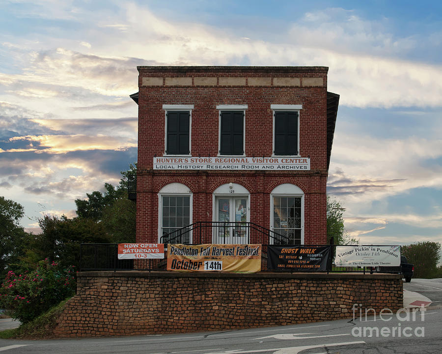 Hunters Store In Pendleton Sc Photograph