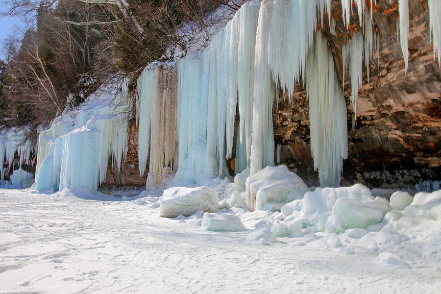 Ice ormations near Munising, MI. 6 Photograph by Al Keuning - Fine Art ...