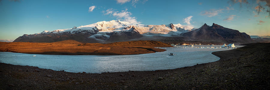 Fjallsarlon Photograph - Iceland Panorama #1 by Peter OReilly
