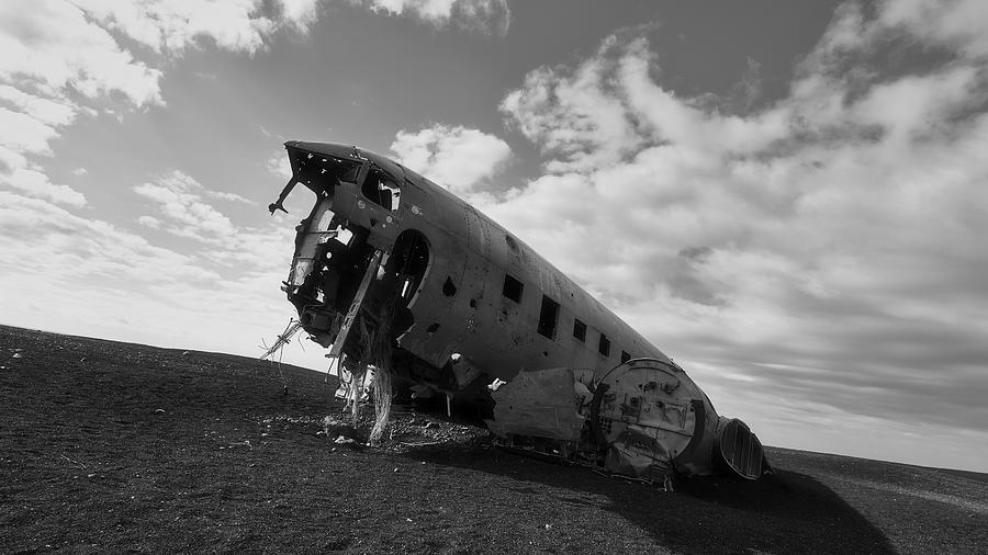 Iceland Plane Crash Ground Up BW Photograph by William Kennedy