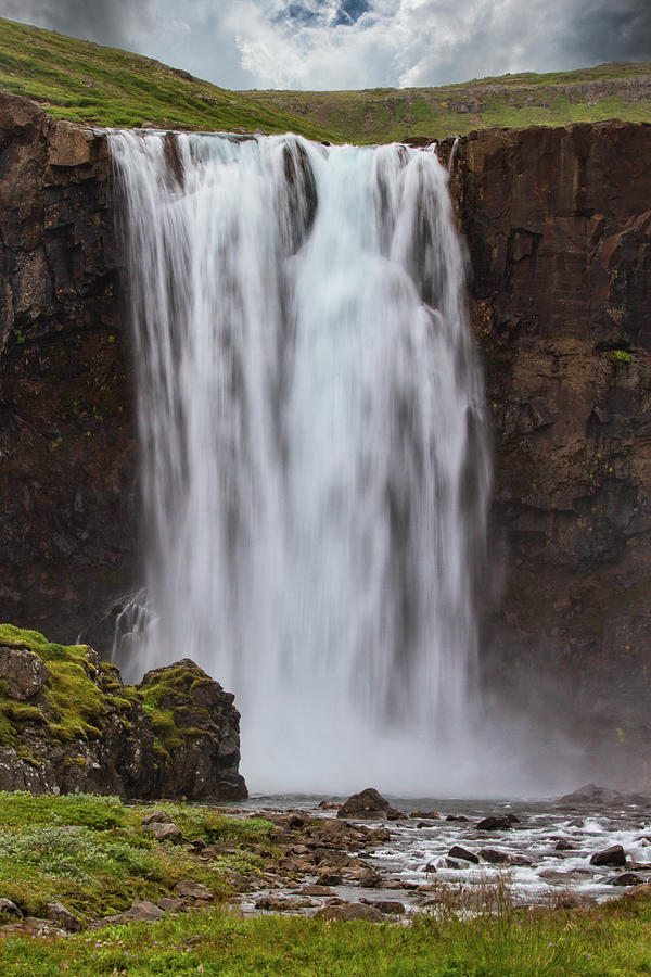 Iceland Waterfalls 1 Digital Art by John Haldane