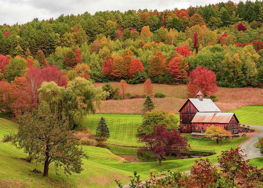 Iconic Sleepy Hollow Farm in Pomfret Vermont Photograph by Steven Heap ...