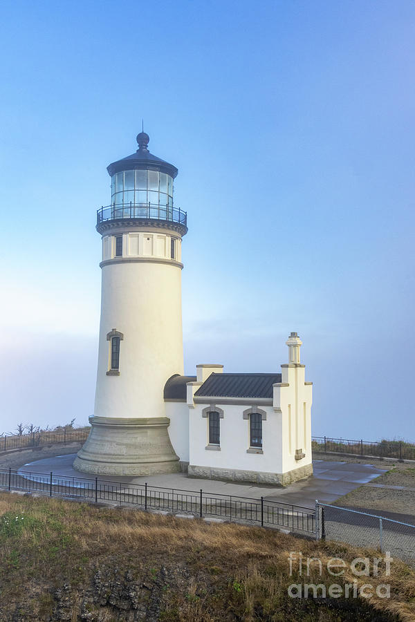 Ilwaco Lighthouse North Photograph by Louise Magno