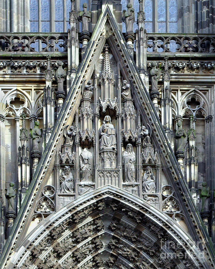 cologne cathedral facade