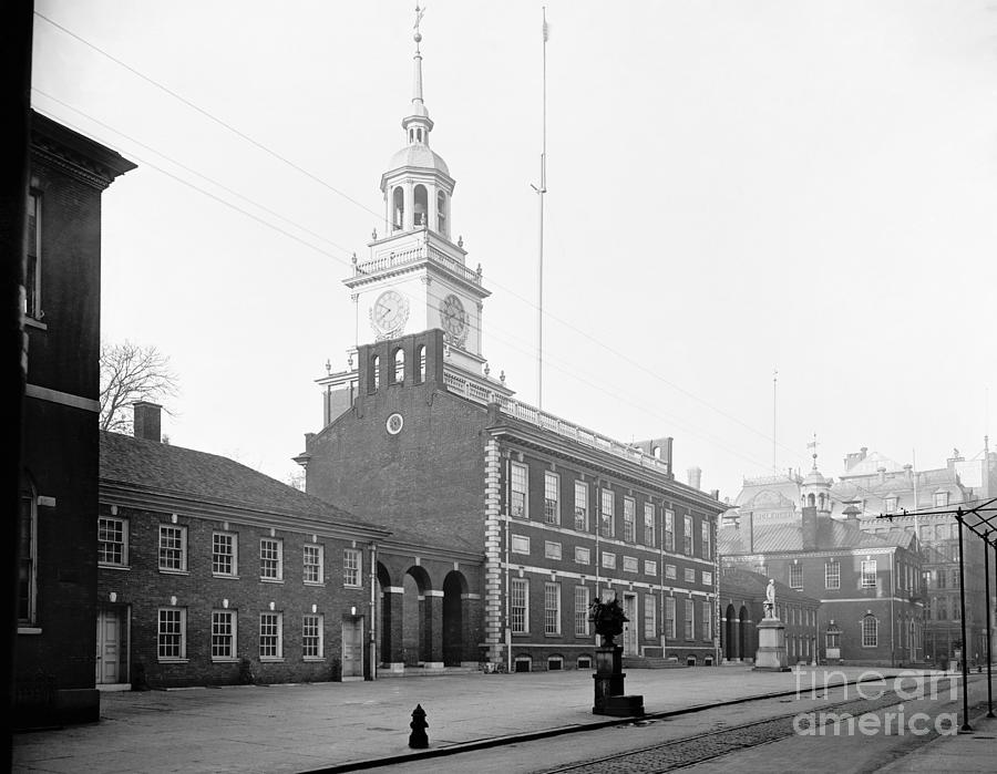 Independence Hall, c1900 Photograph by Granger