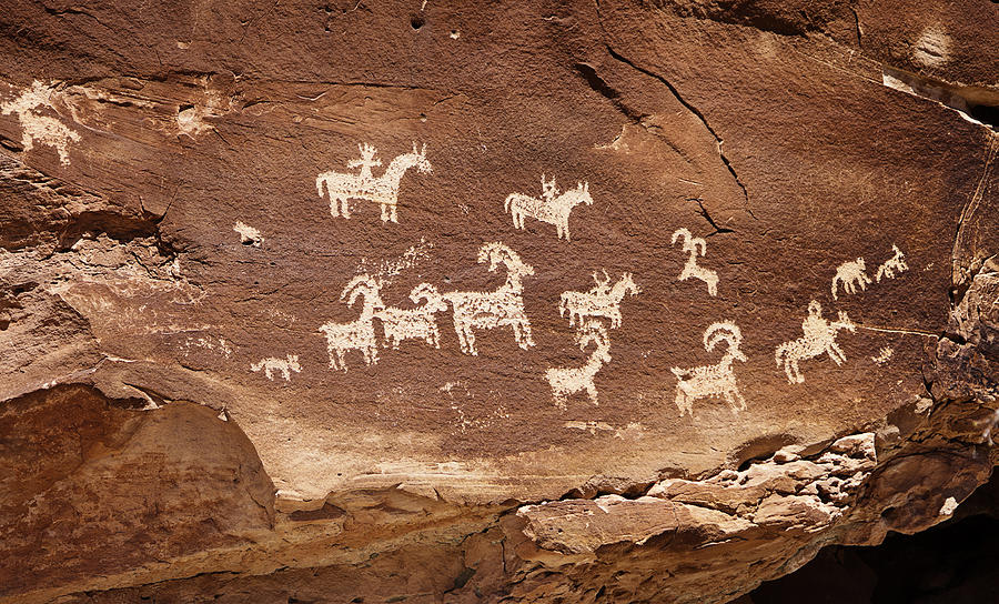 Indian Cave Painting Petroglyph Photograph by RichLegg