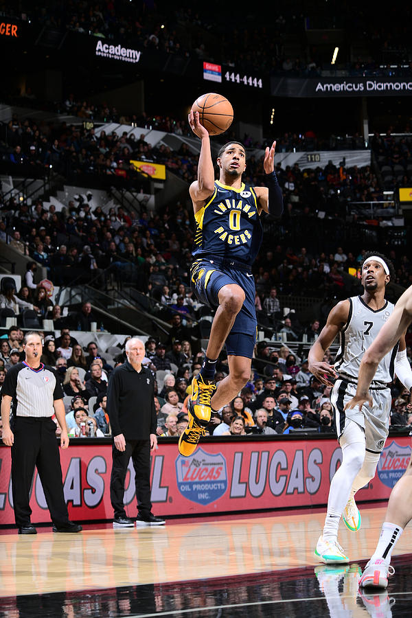 Indiana Pacers v San Antonio Spurs Photograph by Michael Gonzales